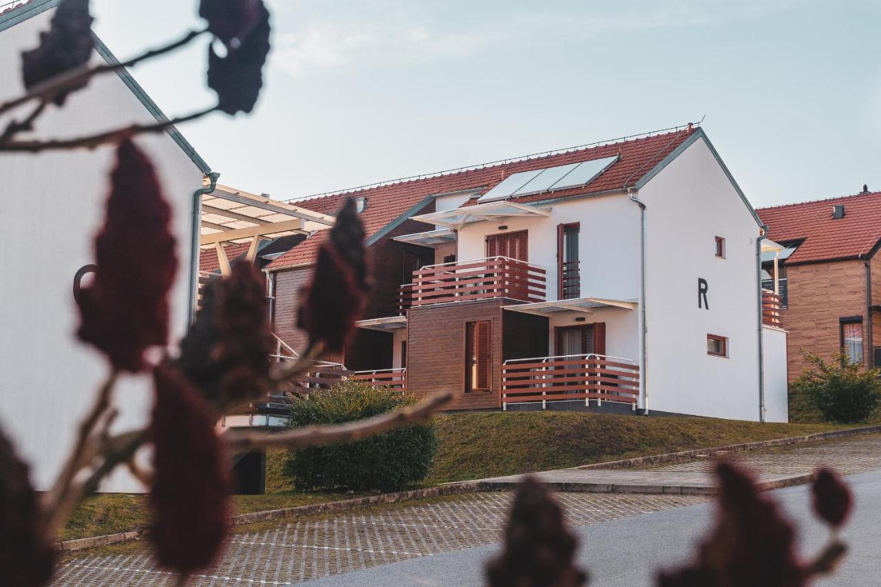 St. Martin'S Apartments Grkavescak Kültér fotó
